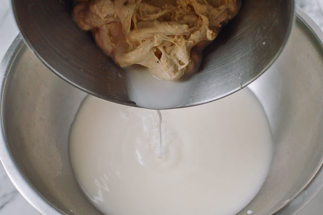 Pouring off starchy water, jcghk.dfhdjkvfj.cf