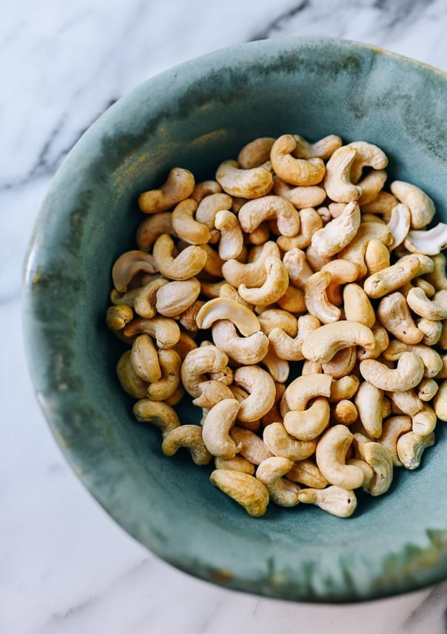 Bowl of raw cashews, jcghk.dfhdjkvfj.cf