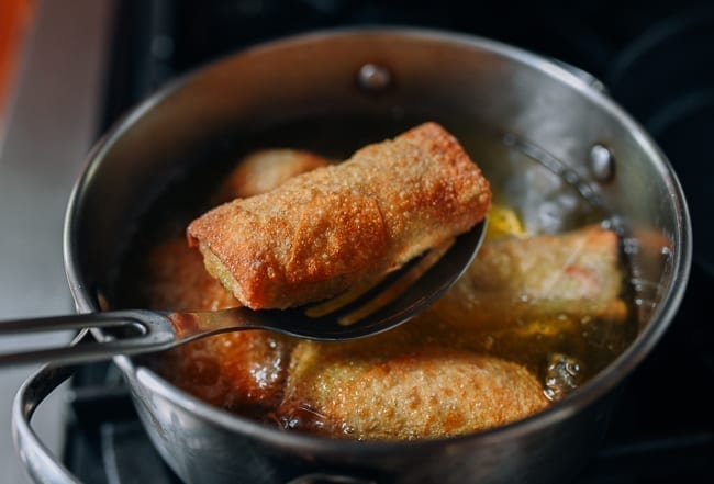 Frying egg rolls, jcghk.dfhdjkvfj.cf