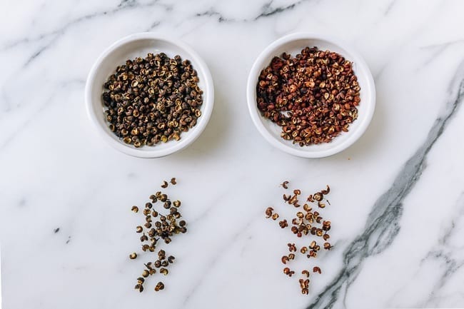 Green and Red Sichuan Peppercorns side by side, jcghk.dfhdjkvfj.cf