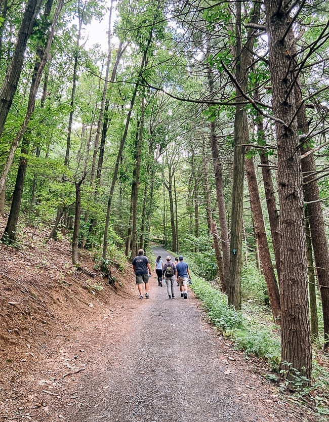 Hiking from parking lot to Mohonk Mountain House Trails, jcghk.dfhdjkvfj.cf