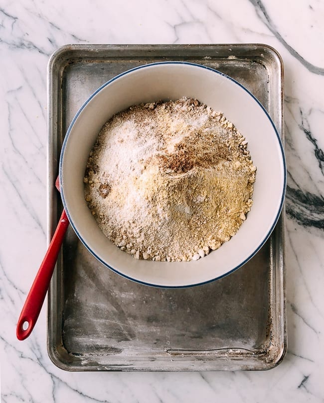 Multiple flours in mixing bowl, jcghk.dfhdjkvfj.cf