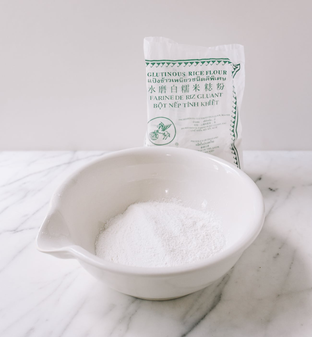 Glutinous rice flour and sugar in mixing bowl, jcghk.dfhdjkvfj.cf