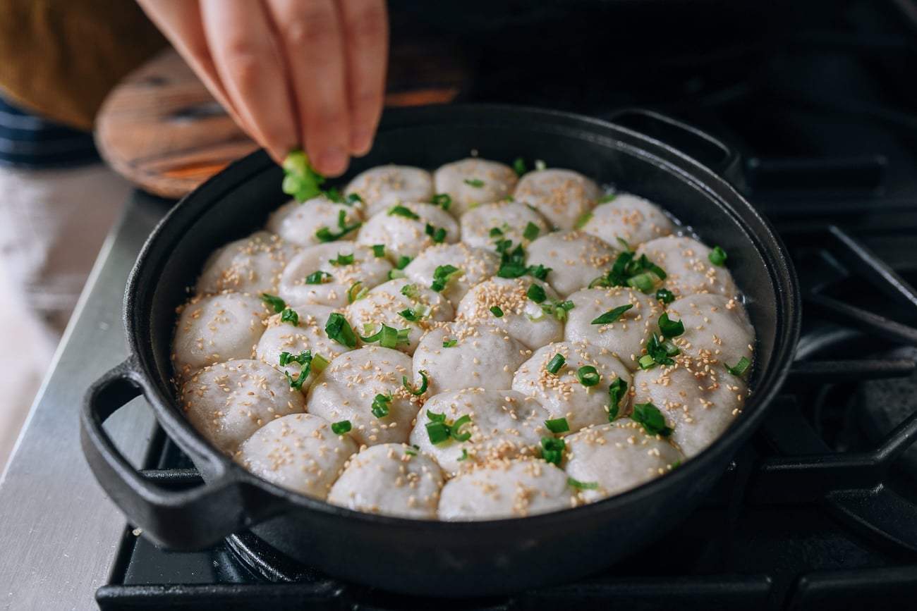 Sprinkling buns with scallions, jcghk.dfhdjkvfj.cf