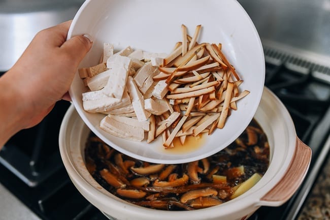 Adding spiced tofu and firm tofu to soup, jcghk.dfhdjkvfj.cf