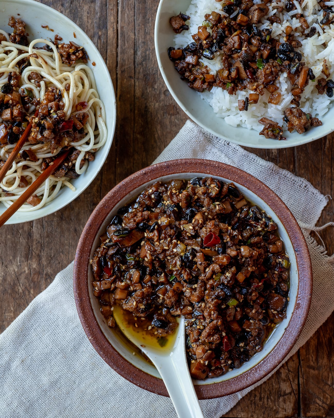 All-Purpose Chinese Meat Sauce (家常肉酱)