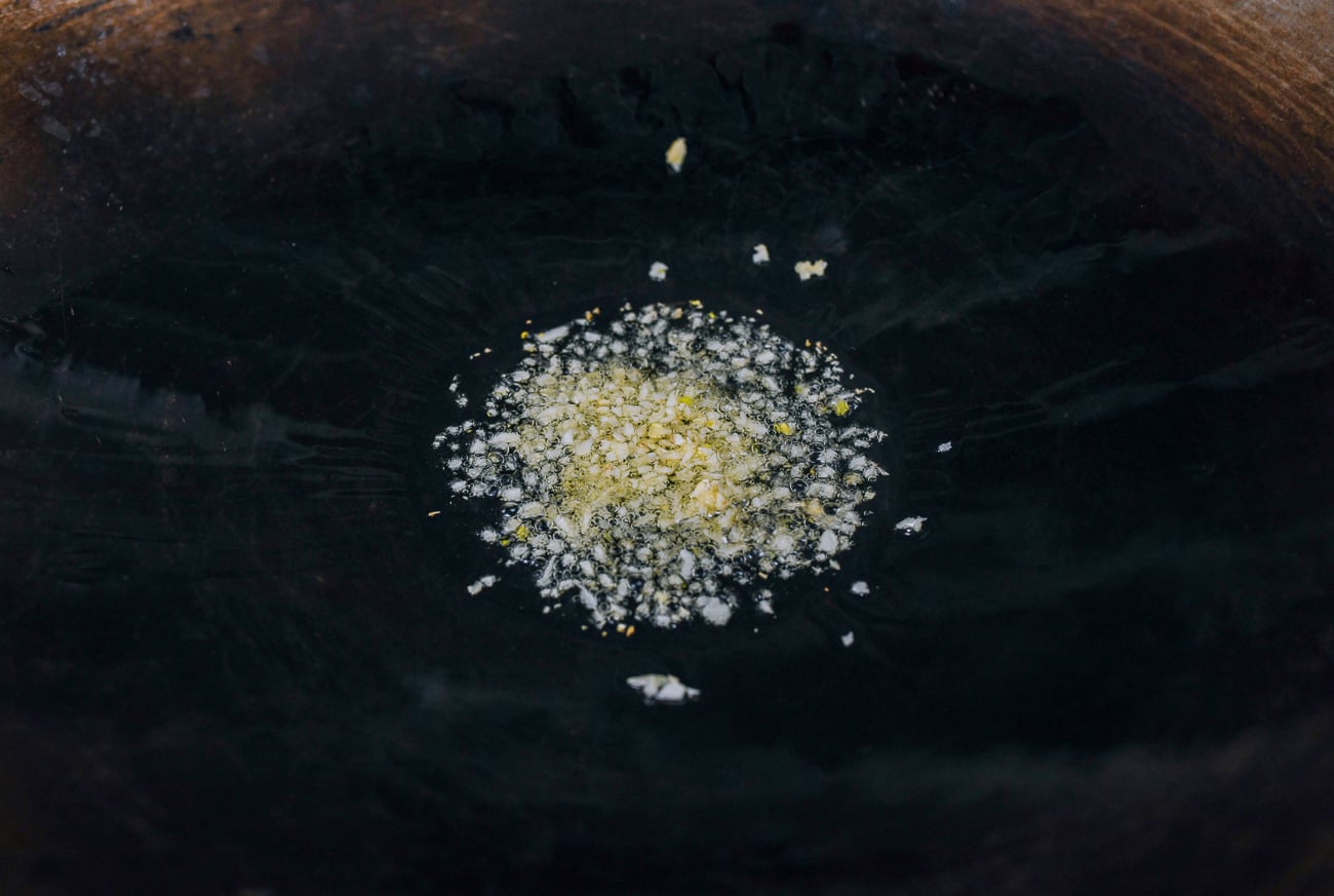 oil and garlic in wok