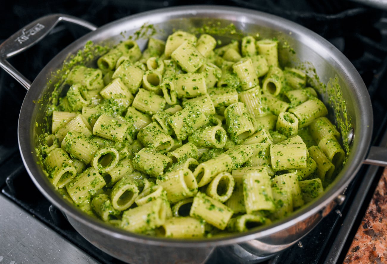 kale pesto pasta in skillet