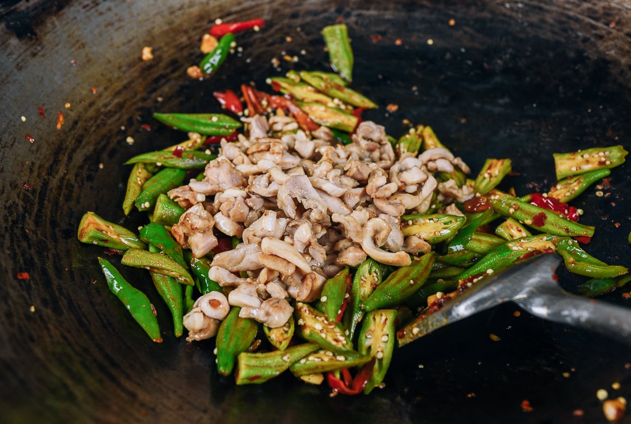 chicken and okra stir-fry in wok