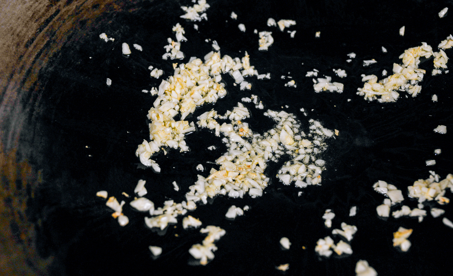 cooked garlic in oil