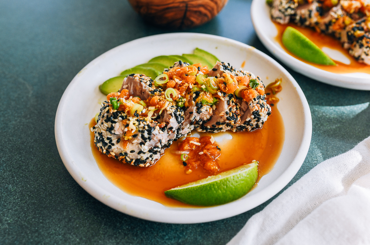 seared ahi tuna with dressing