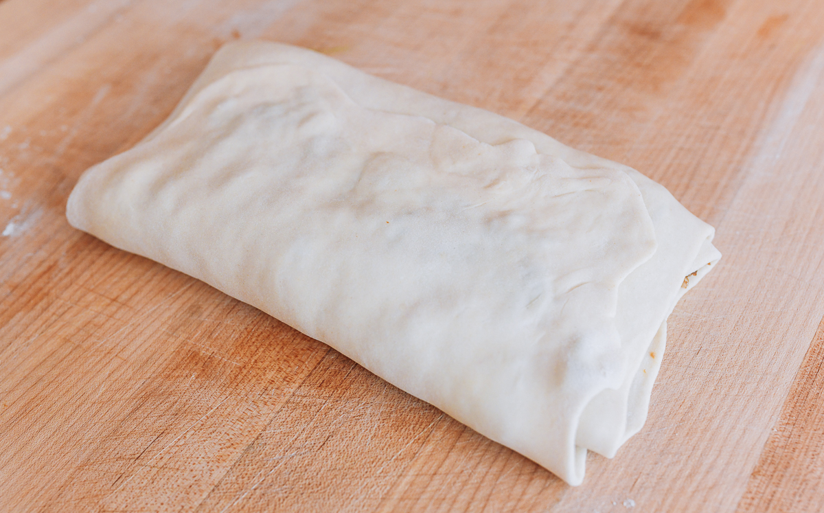 Chinese meat pie before cooking