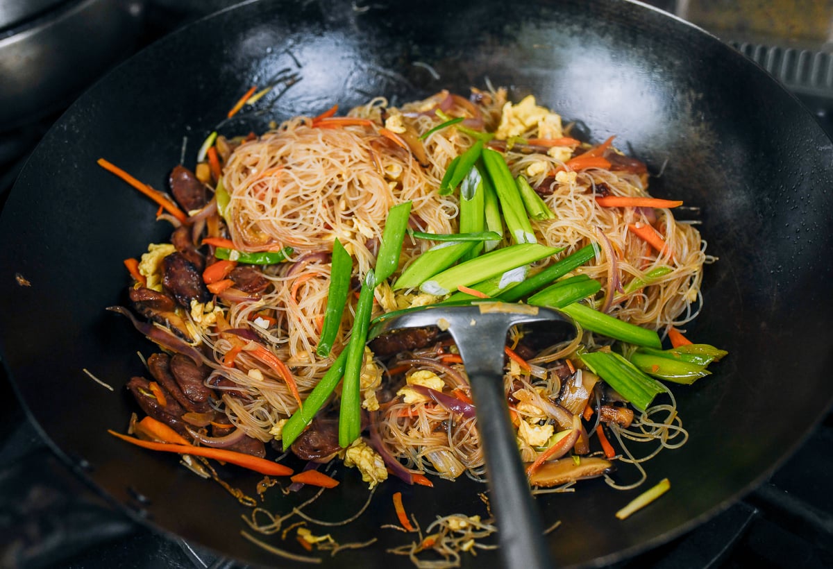scallions added to mei fun