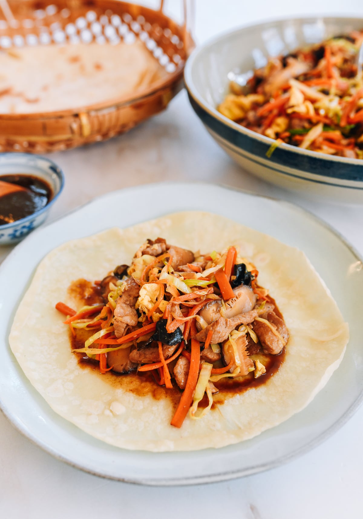 moo shu pancake with hoisin and moo shu pork