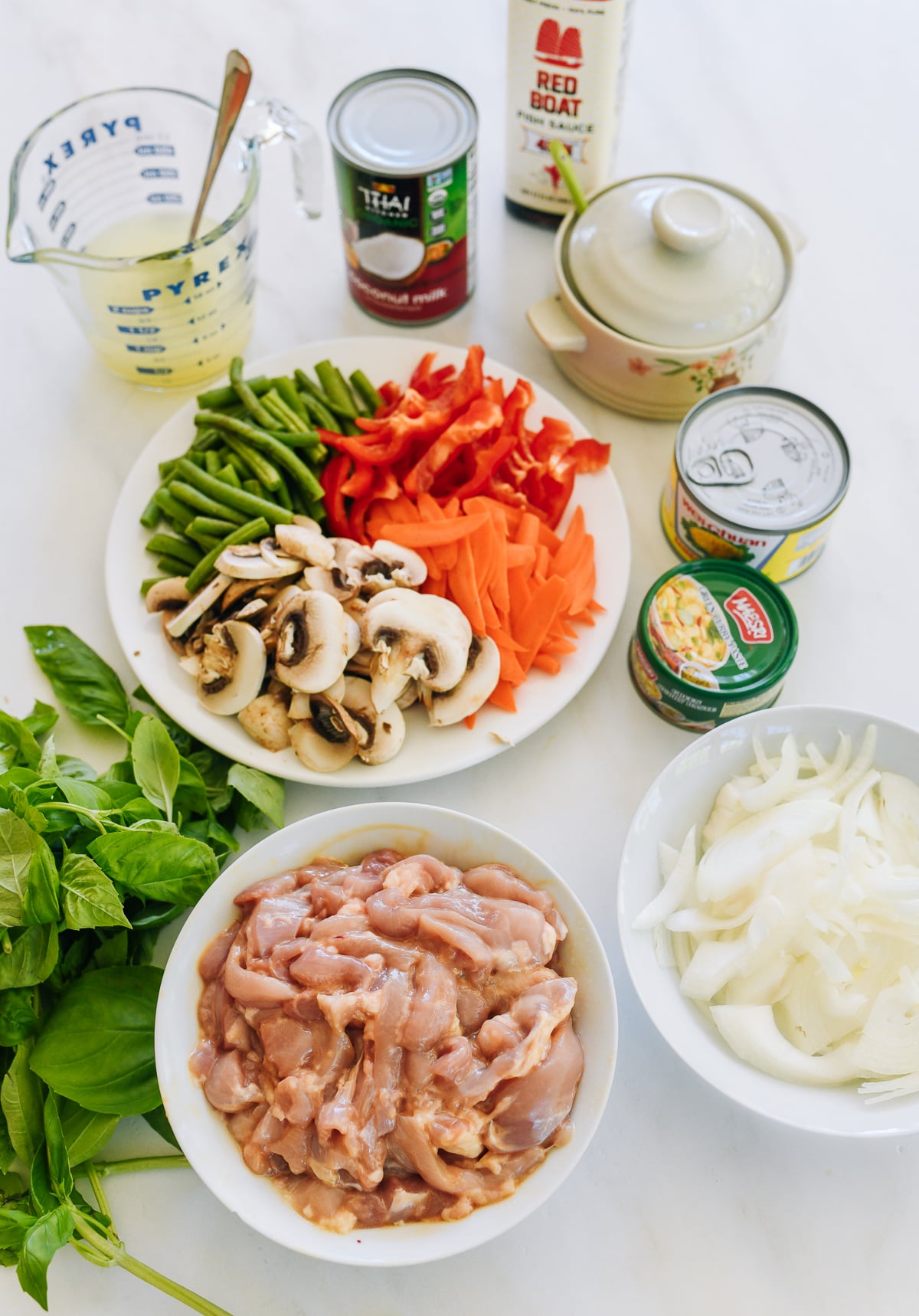 thai green curry chicken ingredients