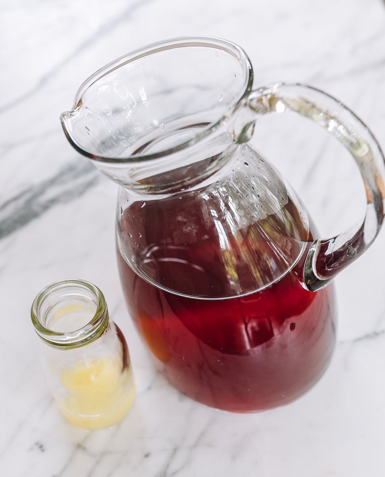 shiso drink mixture and lemon juice